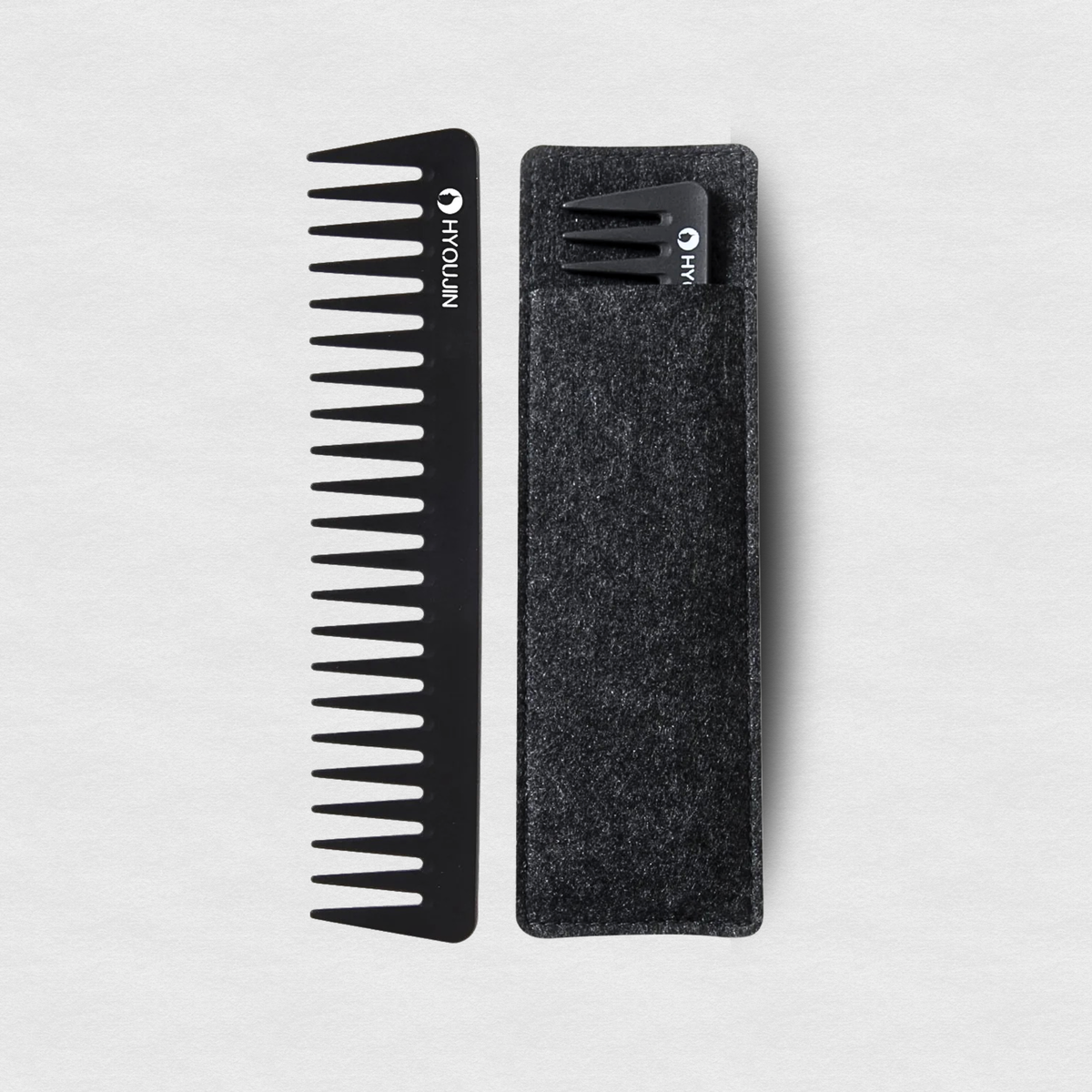 HYOUJIN Carbon Fiber Detangling Comb