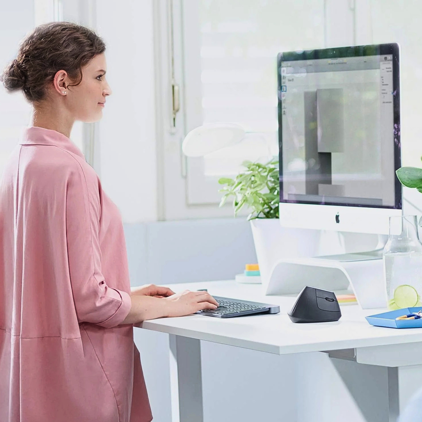 Logitech MX Vertical Ergonomic Mouse | Multi-Device Precision