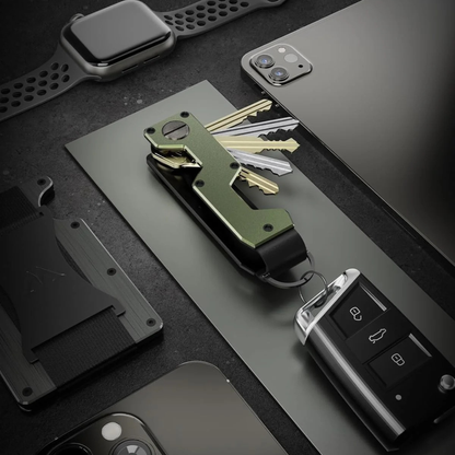 Minimalist Metal Key Organizer and Compact Holder